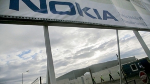 Autorităţile române au pus sechestru pe halele Nokia din România