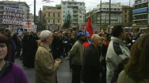 Guvernele din Grecia şi Italia se confruntă cu proteste de amploare