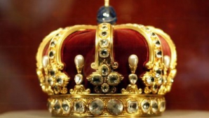 Strălucire regală. Coroanele care au stat pe capetele celor mai importanţi regi FOTO
