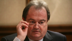 Vasile Blaga a câştigat bătălia pentru preşedinţia Senatului României