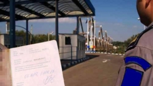 Moldoveni reţinuţi de grăniceri în timp ce încercau să treacă ilegal frontiera