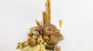 Consumul excesiv de pâine albă şi cartofi poate cauza cancer