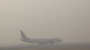 Cel puţin 20 de oameni au fost răniţi, după ce un avion a ratat pista de aterizare 