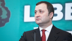 Filat propune o nouă anexă la Acordul AIE: PD trebuie să dea garanţii că nu va face o coaliţie cu PCRM