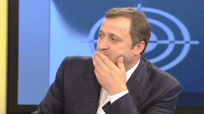 De ce Vlad Filat vrea garanţii? Se teme de revenirea PCRM la putere sau se ţine de propria funcţie? Aflaţi numai la Fabrika ACUM şi ÎN SCRIS
