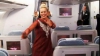 (VIDEO) Stewardesele dansează în cinstea Indiei, în avion, în timpul zborului 