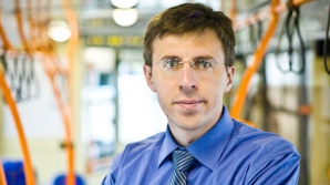 Chirtoacă îi îndeamnă pe subalterni să apeleze la "naşii" de prin instanţe