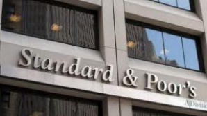  Franţa pierde ratingul de triplu A cu exact 100 de zile înaintea alegerilor prezidenţiale