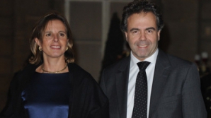 Ministrul francez al Educaţiei a rămas văduv. Nevasta oficialului s-a sinucis