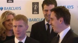 Garry Neville şi Paul Scholes au fost premiaţi de Asociaţia cronicarilor de fotbal din Anglia