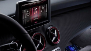 Mercedes-Benz integrează iPhone și Siri cu noul model A-Klasse