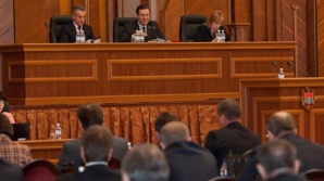 Deputaţii vor discuta azi din nou despre alegerea preşedintelui