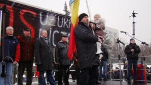 Altercaţii la protestul Comitetului pentru Apărarea Constituţiei şi Democraţiei VIDEO