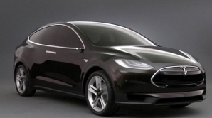 Tesla X - crossover-ul mai rapid ca un Porsche