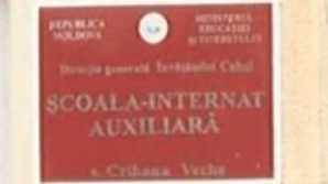 Se cere demisia directorului şcolii-internat în care copiii s-au îmbolnăvit de tuberculoză