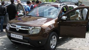 Dacia recheamă aproximativ 3.800 de SUV-uri Duster în service 