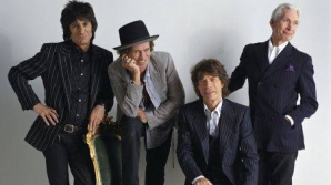 The Rolling Stones sărbătoreşte 50 de ani prin lansarea unui album de fotografii  