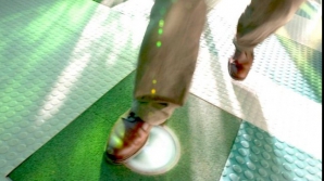 Energia produsă de paşi poate fi transformată în electricitate (VIDEO)