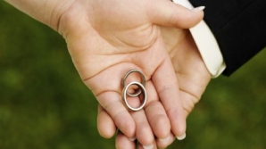 TREBUIE SĂ ŞTII ASTA! Greşeli şi obiceiuri care îţi pot distruge căsnicia