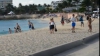 Colţul de Paradis unde ţi-e teamă să faci plajă (VIDEO)