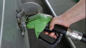 Benzina şi motorina s-au SCUMPIT