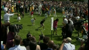 Distracţie de zile mari la Casa Albă: S-a desfăşurat competiţia de rostoglire a ouălor de Paşti