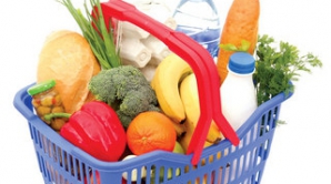Coşul alimentar întocmit de Publika TV s-a ieftinit cu 19 lei în luna aprilie VEZI PREŢURILE