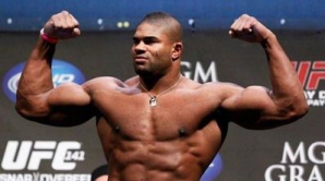 Overeem, depistat pozitiv cu un nivel ridicat al testosteronului în organism