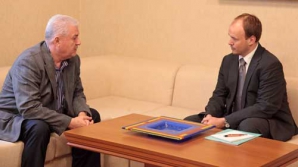 Voronin după ajutor la OSCE: Închiderea NIT demonstrează laşitate politică