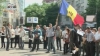 Protest în faţa Primăriei şi a Guvernului. Refugiaţii transnistreni vor să-şi privatizeze locuinţele