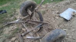 Doi morţi şi o căruţă sfărâmată din cauza unui tânăr de 25 de ani VIDEO