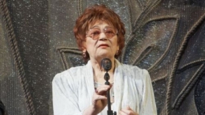 Sicriul cu trupul neînsufleţit al Mariei Bieşu, pentru ultima dată acasă  