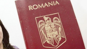 Paşaport român cu 1300 de euro