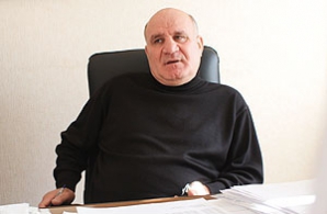 Preşedintele Asociaţiei Transportatorilor Privaţi, prins în flagrant cu luare de mită (VIDEO)