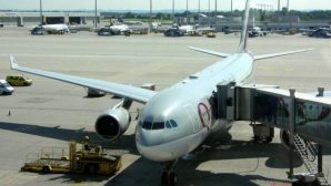 ALERTĂ pe aeroportul Otopeni din Bucureşti. Un avion a aterizat de urgenţă 