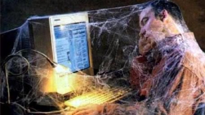 10 semne că eşti dependent de computer