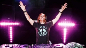 Pregătiri pentru un show grandios. Fanii, nerăbdători să-l vadă pe David Guetta VIDEO