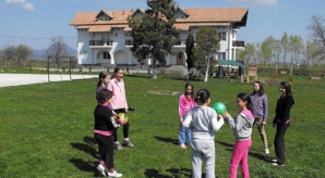 200 de copii de pe ambele maluri ale Nistrului, la tabără în această vară