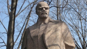 Monumentul lui Lenin, piatra discordiei la Râşcani VIDEO