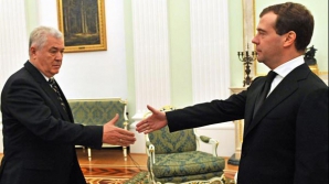 Voronin l-a felicitat pe Medvedev: Să faceţi faţă provocărilor!