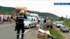 (VIDEO) A încercat să depăşească trei maşini concomitent şi a provocat un adevărat dezastru 