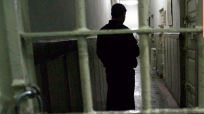Reţea de traficanţi de droguri în penitenciarul Nr. 13 din Capitală. Sunt implicaţi şi angajaţi ai puşcăriei!