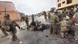 Patru militari francezi au fost ucişi în Afganistan, în urma unui atentat cu bombă 