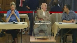 În Franţa se desfăşoară primul tur al alegerilor parlamentare 