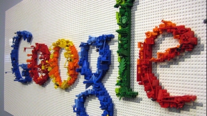 Google ar putea lansa un concurent pentru Siri din 27 iunie