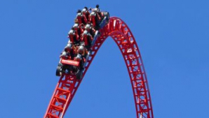 Pentru amatorii de senzaţii tari a fost inaugurat cel mai înalt roller coaster din lume 