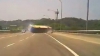 Un autocar s-a răsturnat pe o şosea din Taiwan. O persoană a murit (VIDEO)