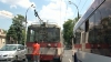 O ruptură a firelor electrice a perturbat, timp de o oră, circulaţia troleibuzelor în Capitală