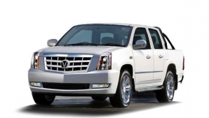 Chinezii copiază grosolan designul Cadillac pe trei modele locale FOTO