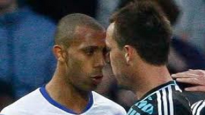 Scandalul rasist din Anglia continuă! Ce i-a spus un atacant de la Manchester lui Ashley Cole